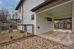 1909 Willow St, Austin, TX 78702 - Photo 16