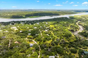 408 Breezing Ln, Spicewood, TX 78669 - Photo 4