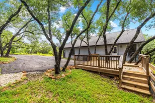 408 Breezing Ln, Spicewood, TX 78669 - Photo 32