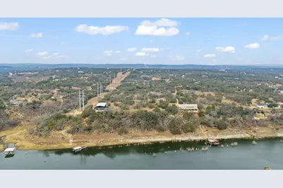 2001 Performer Road, Spicewood, TX 78669 - Photo 4