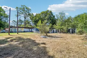 126 Market St, Bastrop, TX 78602 - Photo 26