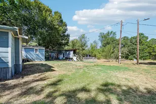 126 Market St, Bastrop, TX 78602 - Photo 28