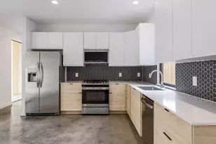 2104 Columbia Cove, Austin, TX 78723 - Photo 8
