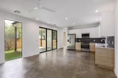 2104 Columbia Cove #B, Austin, TX 78723 - Photo 4