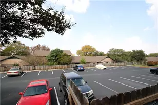 1015 E Yager Ln, Austin, TX 78753 - Photo 20
