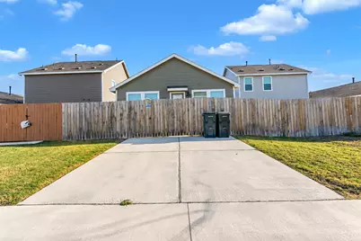 250 Alamito Avenue, Kyle, TX 78640 - Photo 8
