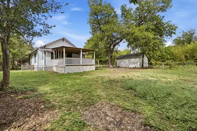 508 Sloan Street, Taylor, TX 76574 - Photo 30