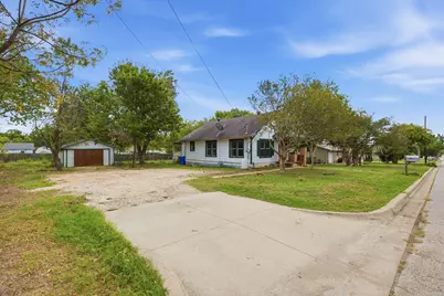 508 Sloan Street, Taylor, TX 76574 - Photo 38