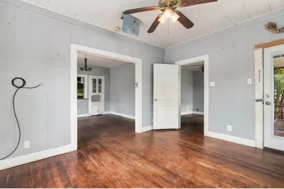 508 Sloan Street, Taylor, TX 76574 - Photo 10