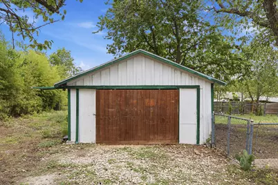 508 Sloan Street, Taylor, TX 76574 - Photo 40