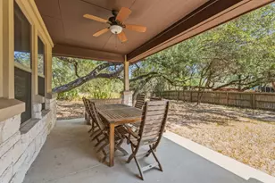 18817 Kelly Dr, Lago Vista, TX 78645 - Photo 32