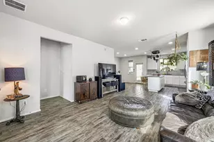 141 Fabion St, Kyle, TX 78640 - Photo 4