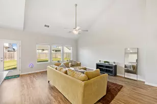 419 Windy Reed Rd, Hutto, TX 78634 - Photo 6