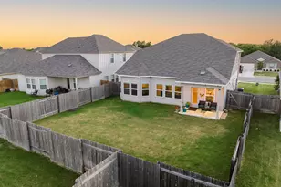 419 Windy Reed Rd, Hutto, TX 78634 - Photo 24