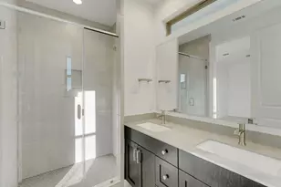 424 Burlington Dr, Buda, TX 78610 - Photo 10