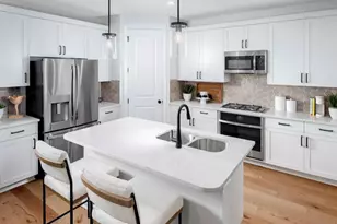 424 Burlington Dr, Buda, TX 78610 - Photo 2