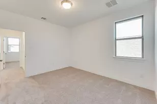 424 Burlington Dr, Buda, TX 78610 - Photo 6