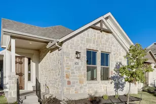 424 Burlington Dr, Buda, TX 78610 - Photo 1