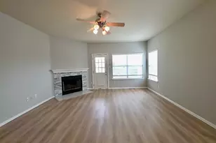 211 Almquist St, Hutto, TX 78634 - Photo 4