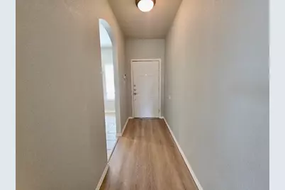211 Almquist Street, Hutto, TX 78634 - Photo 2