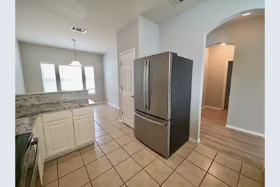 211 Almquist Street, Hutto, TX 78634 - Photo 8