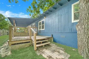 206 Sherwood St, San Marcos, TX 78666 - Photo 14