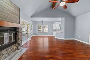 128 Mockingbird Ln, Georgetown, TX 78633 - Photo 12