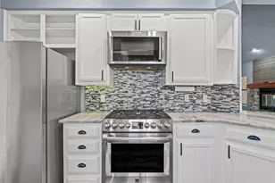 128 Mockingbird Ln, Georgetown, TX 78633 - Photo 8