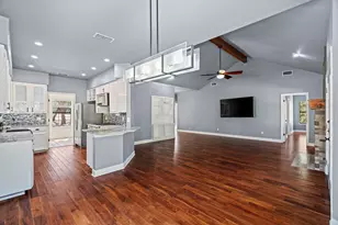 128 Mockingbird Ln, Georgetown, TX 78633 - Photo 10