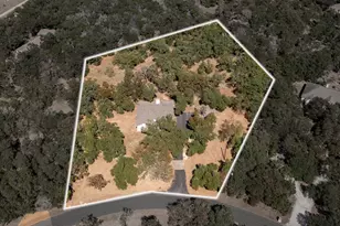 128 Mockingbird Ln, Georgetown, TX 78633 - Photo 1