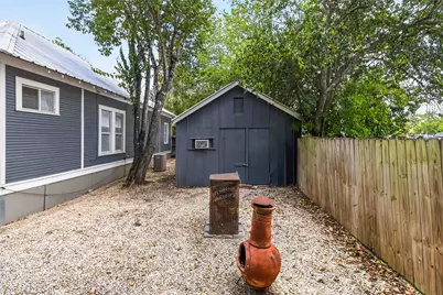 217 N Bishop Street, San Marcos, TX 78666 - Photo 30