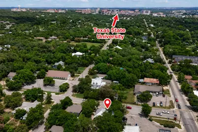 217 N Bishop Street, San Marcos, TX 78666 - Photo 2