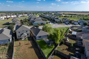 326 Pearl Wy, Buda, TX 78610 - Photo 28