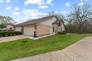 2528 Stoutwood Cir, Austin, TX 78745 - Photo 30
