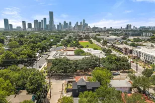 2202 Santa Rita St, Austin, TX 78702 - Photo 2