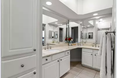 7701 Rialto Boulevard #1426, Austin, TX 78735 - Photo 10