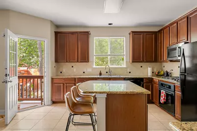 1821 Village Oak Court, Austin, TX 78704 - Photo 8