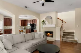 1821 Village Oak Ct, Austin, TX 78704 - Photo 4