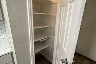 8810 Springmail Cir, Austin, TX 78729 - Photo 10