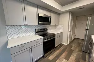 8810 Springmail Cir, Austin, TX 78729 - Photo 8