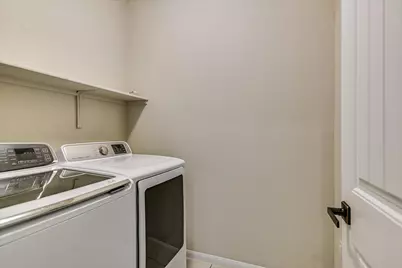 2027 Langdale Lane, Austin, TX 78754 - Photo 14