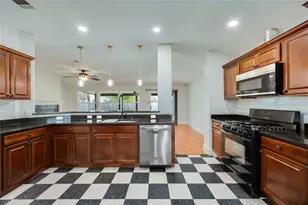 1207 Hughmont Dr, Pflugerville, TX 78660 - Photo 8