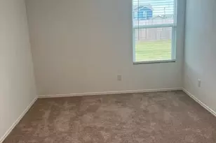 2215 Cyclone Dr, Lockhart, TX 78644 - Photo 8