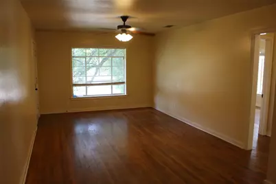 301 E 34th Street #105, Austin, TX 78705 - Photo 12