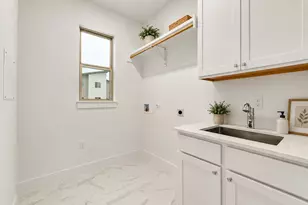 5315 La Crosse Ln, Austin, TX 78739 - Photo 18