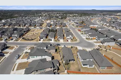338 Langhorne Bend, Liberty Hill, TX 78642 - Photo 2