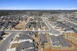 338 Langhorne Bnd, Liberty Hill, TX 78642 - Photo 2