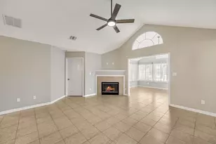 30 Wildwood Dr, Georgetown, TX 78633 - Photo 4