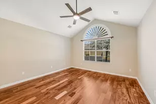 30 Wildwood Dr, Georgetown, TX 78633 - Photo 14
