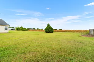 407 E Pietzsch St, Bartlett, TX 76511 - Photo 10